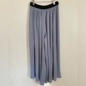 Zara dust blue pleated flowy wide leg pants with black elastic waist band